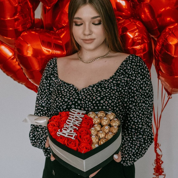 Подарунковий набір: Ferrero+троянди 1106 фото